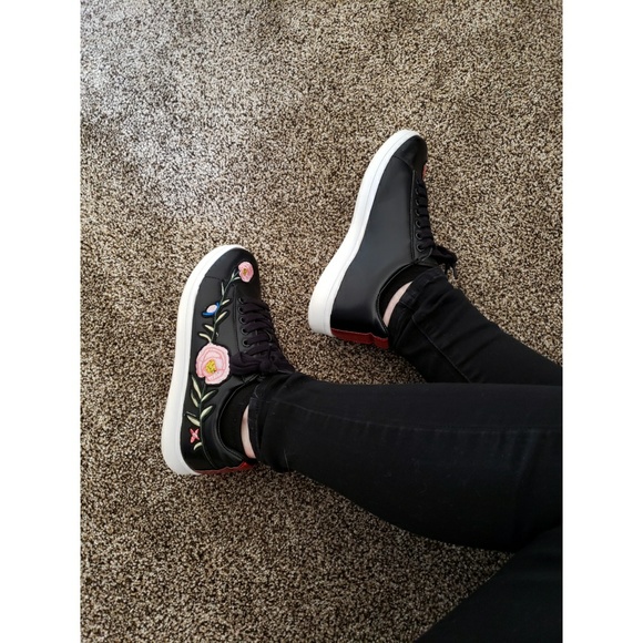 Last Pair!! Size 11 - Picture 5 of 6